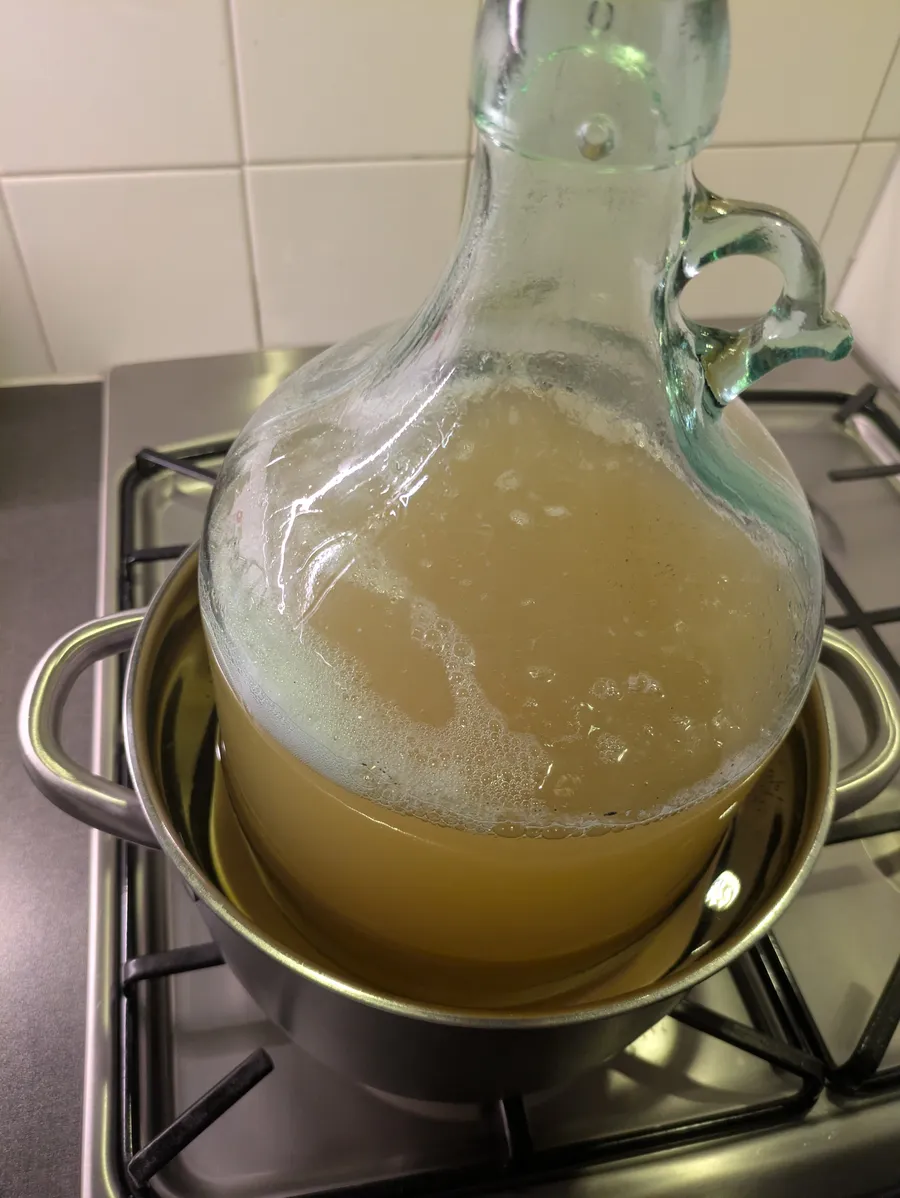 Pasteurization of vanilla kilju mead.